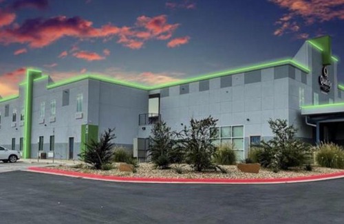 Elgin Hotel | Quality Inn
