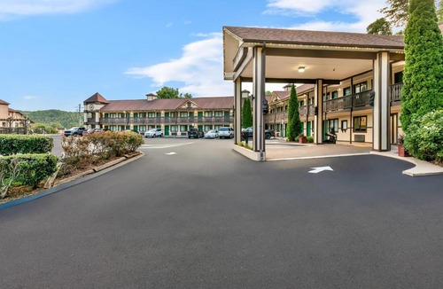 Helen Hotel | Quality Inn