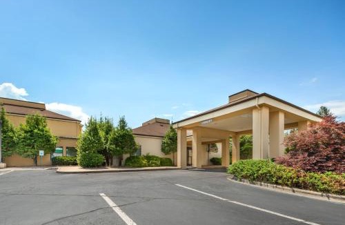 Canton Hotel | Quality Inn West of Asheville