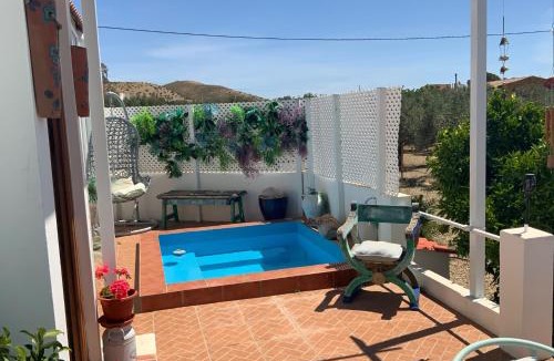 Pago Aguilar Bajo House | Quality Rustic Retreat in Tabernas Countryside