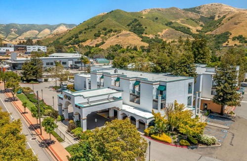San Luis Obispo Hotel | Quality Suites Downtown San Luis Obispo