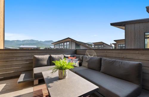 Whitefish House | Quarry B10