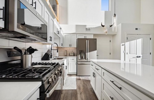 Whitefish House | Quarry B23