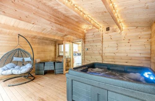 Freehay Resort | Quarry Walk Lodges
