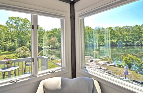 Gloucester House | Quarryman’s Cottage: 1bd, 1 bth PRIVATE QUARRY: DOG friendly