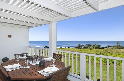 Lennox Head Apartment | Quarterdeck 23 - Stunning Ocean Views