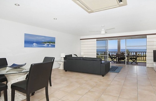 Lennox Head Apartment | Quarterdeck 23 - Stunning Ocean Views