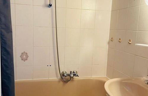 Mitte-Sud Apartment | Quartier 5 - Ferienwohnung