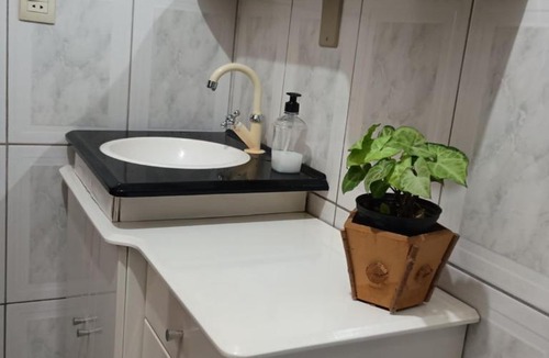 Estancia Velha House | Quarto com banheiro privativo em Estância Velha