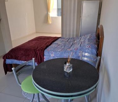 Encantado Apartment | Quarto com banheiro na cidade do Cristo
