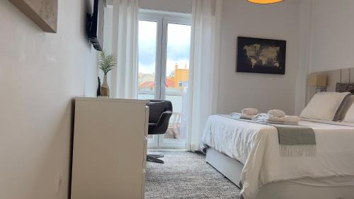 Reboleira House | Quarto com casa de banho privativo