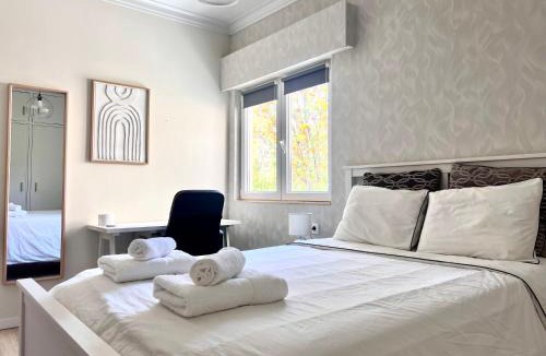 Reboleira House | Quarto confortável