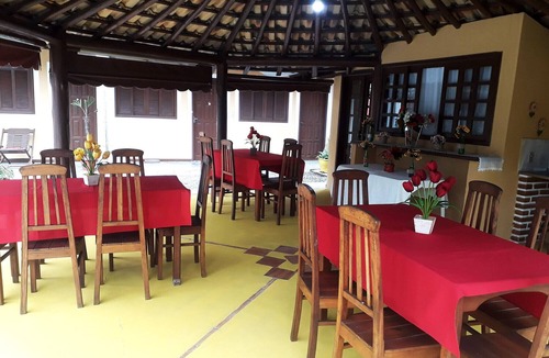 Ponte Branca Apartment | Quarto de pousada com Wi-Fi em Paraty