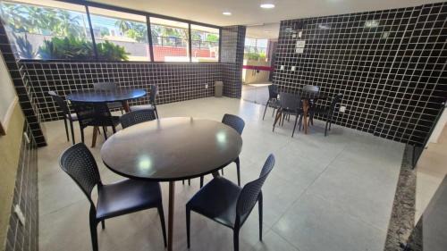 Maceio Apartment | Quarto e Sala Equipado, 01 quadra da praia