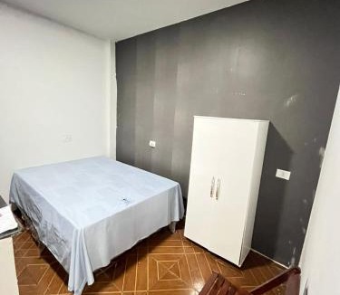 Bela Vista Apartment | Quarto mobiliado para locação com banheiro e cozinha excelente localização a 700 m do Pantanal Shopping