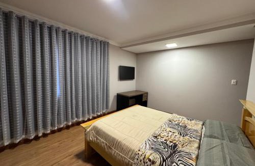 Conselheiro Lafaiete House | Quarto para locação em apartamento