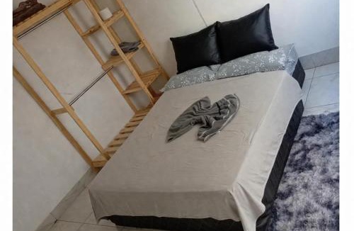 Colina de Laranjeiras House | Quarto privado simples para o público masculino em acomodação compartilhada