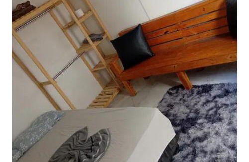 Colina de Laranjeiras House | Quarto privado simples para o público masculino em acomodação compartilhada