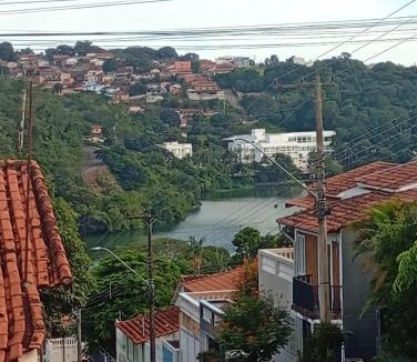 Piraju House | Quarto Suite & Cozinha