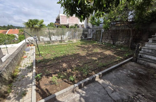 Santo Antonio dos Olivais House | Quarto Sunrise com Varanda e WC