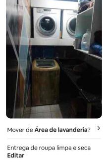 Jardim dos Ipes House | Quarto Vip, cama king, ar e tv, sacada e banheiro