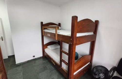 Barueri House | Quartos coletivos para equipe ou família