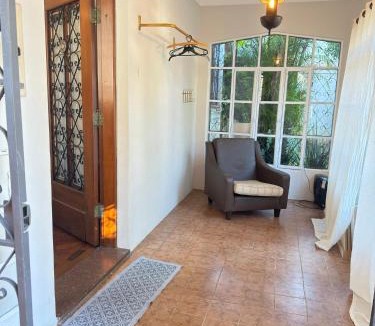 Indianopolis House | Quartos em Casa enorme e mobiliada - Conforto e Baixo custo na melhor localização de SP