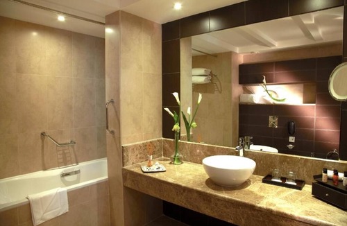 Madinat Zayed Apartment | Quartz Studio Next to Medinat Zayed Shopping Mall