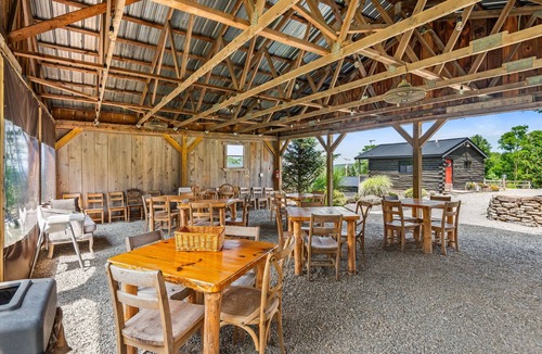 Thompson Cabin | Queen Cabin Modern Cabin Near Skiing, Trails, Firepit, Hot Tub & Stargazing!