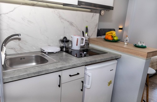 Kato Stalos Apartment | Queen Mary