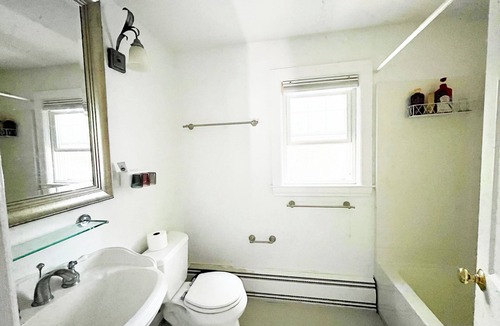 Lexington House | Queen size bed room , enough size room , work and study