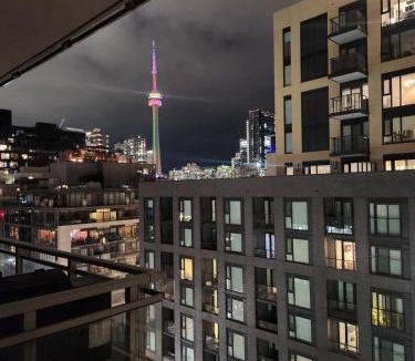 Fashion District Apartment | Queen St West Haven - Modern Loft, Downtown Toronto, Free Parking