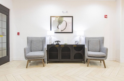 Lafayette Apartment | Queen Studio Suite | Full Kitchen Included