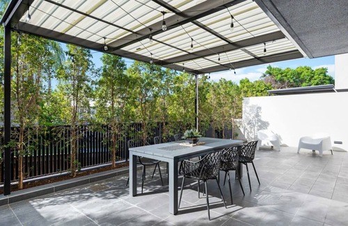Windsor Apartment | Queen Windsor Iqld