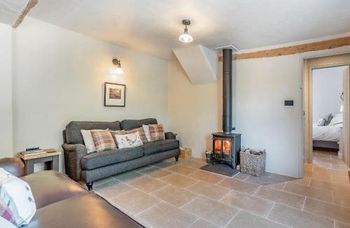 Wortham House | Queens Barn