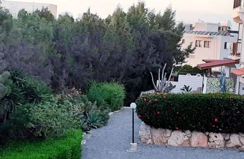 Paphos House | Queens Gardens Bliss-Stylish 2-Bed Townhouse ,Mere Moments Away from Venus Beach