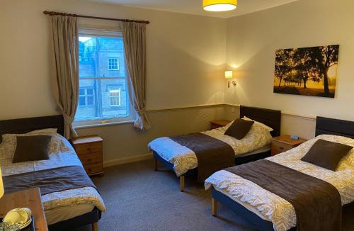 Hillsborough Hotel | Queens Ground