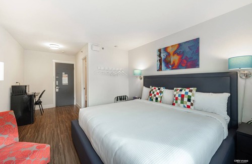 Queensborough Hotel | Queens Hotel
