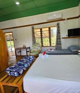 Pacific Harbour Apartment | Queens Inn Studio Apartments