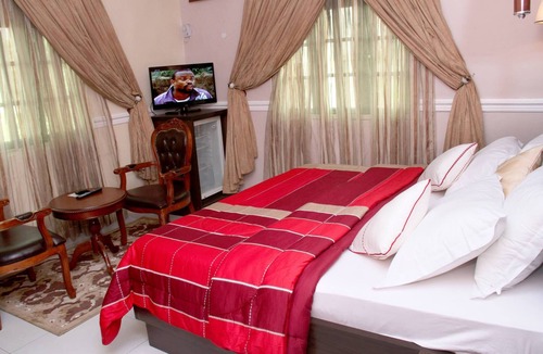 Port Harcourt Hotel | Queensgate Continental Hotel and Suites