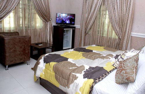Port Harcourt Hotel | Queensgate Continental Hotel and Suites