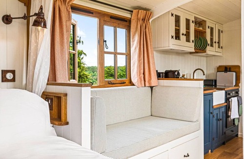 Stonor Cabin | Quercus - Shepherds hut