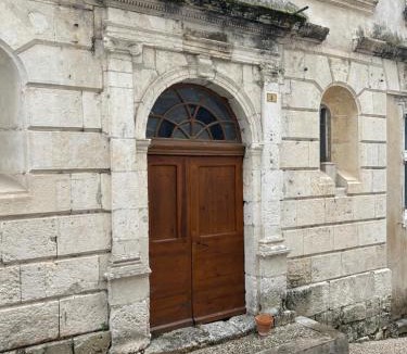 Roquecor Apartment | Quercy Blanc coeur de village parking facile