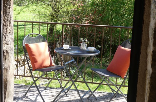 Frontenac Cottage | Quercy cottage, contemporary charm, great comfort, garden with natural swimming pool