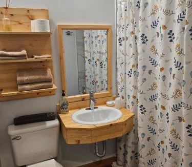 Whitewood Hotel | Quest Motel