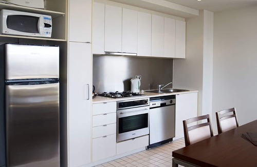 South Melbourne Apartment | Quest on Dorcas