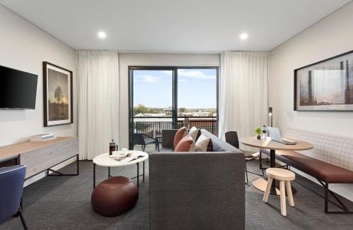 Orange Apartment | Quest Orange