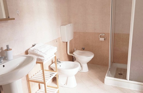 Biella Apartment | Quick Home - Appartamento La Colonna