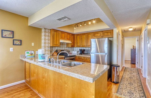 Indian Rocks Beach Villa | 🌊Quick Walk to Beach🌴Great Location🌞Indian Beach Villas 3A