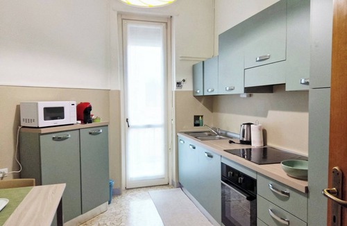 Rione Centro Apartment | QuickHome Giada - Three Bedroom Apartment, Sleeps 7